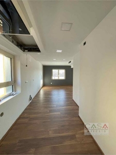 zoom immagine (Appartamento 94 mq, soggiorno, 2 camere, zona Fratta)