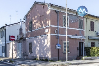 zoom immagine (Casa a schiera 85 mq, soggiorno, 2 camere, zona Villa San Martino)