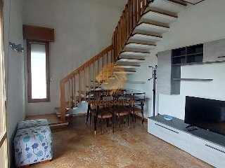 zoom immagine (Forlì - ronco, appartamento su due livelli con garage)