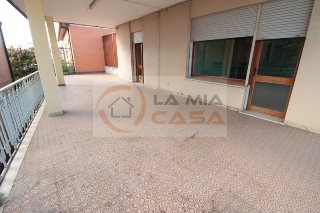 zoom immagine (Villa 150 mq, soggiorno, 2 camere, zona Legnaro - Centro)
