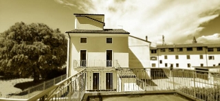 zoom immagine (Casa singola 210 mq, soggiorno, più di 3 camere, zona Ponte Degli Angeli - Santa Lucia - San Pietro)
