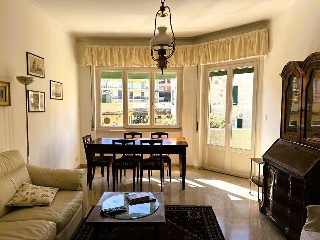 zoom immagine (Appartamento 100 mq, soggiorno, 3 camere, zona Santa Margherita Ligure - Centro)