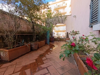 zoom immagine (Appartamento 85 mq, soggiorno, 2 camere, zona Don Bosco / Corsica)