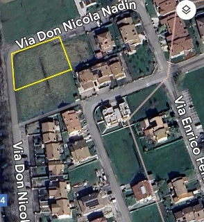 zoom immagine (Terreno 1430 mq, zona San Michele al Tagliamento)