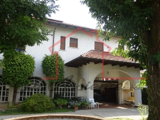 zoom immagine (Casa singola 420 mq, soggiorno, più di 3 camere, zona Castelfranco Veneto)
