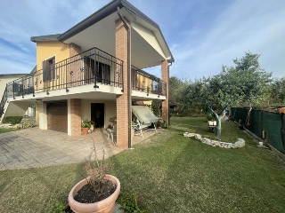zoom immagine (Casa singola 210 mq, 3 camere, zona San Giacomo)