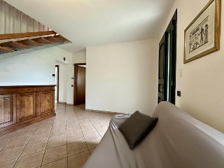 zoom immagine (Casa singola 129 mq, soggiorno, 3 camere, zona Carpanedo)