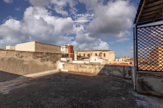 zoom immagine (Casa singola 160 mq, soggiorno, più di 3 camere, zona Avola - Centro)